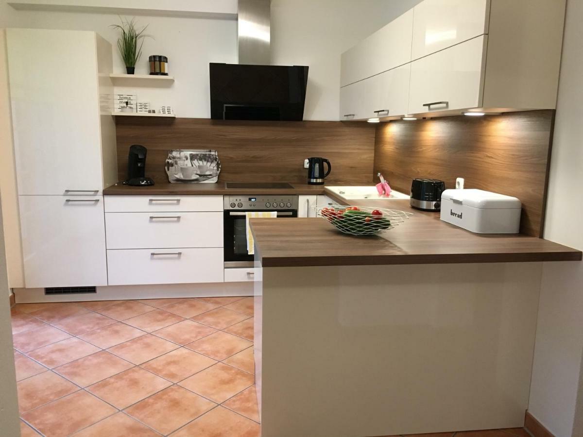 Haus Hugo Zingst Apartment Bagian luar foto